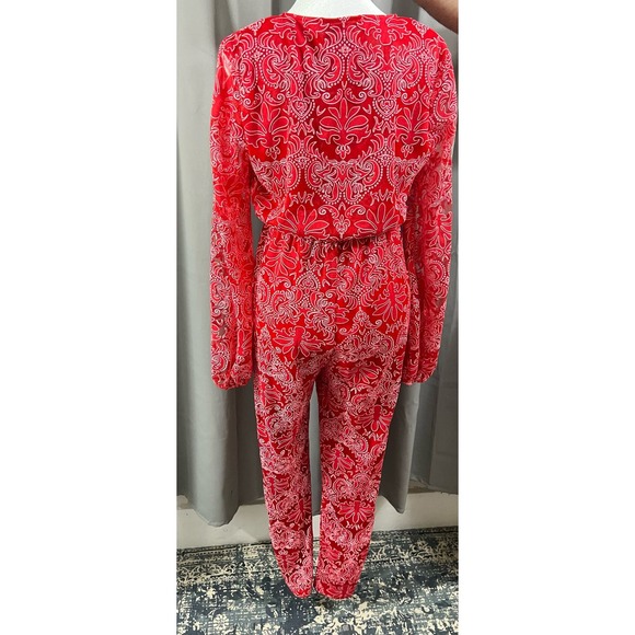 Pretty Little Things Red and White Long sleeve V-Neck Sexy Jumpsuit sz 6 - Picture 4 of 6